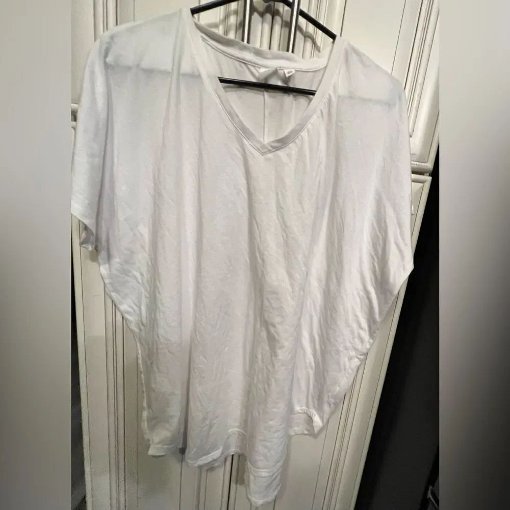 BP White Short Sleeve Lightweight T-Shirt Women's Size M